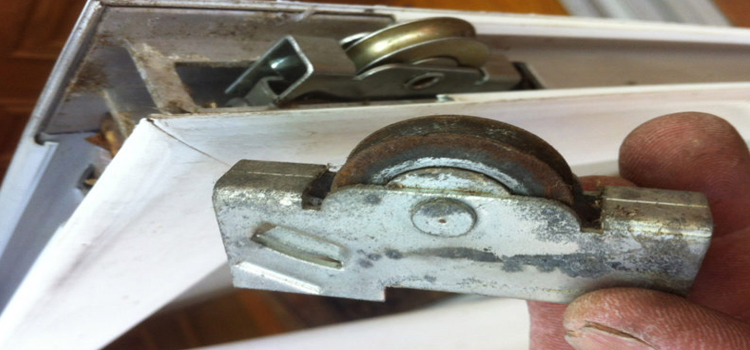 screen door roller repair in Moreno Valley